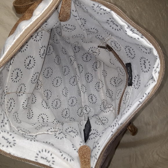 NWT Myra Bag Tribe Strip Shoulder Crossbody  bag - Picture 7 of 12